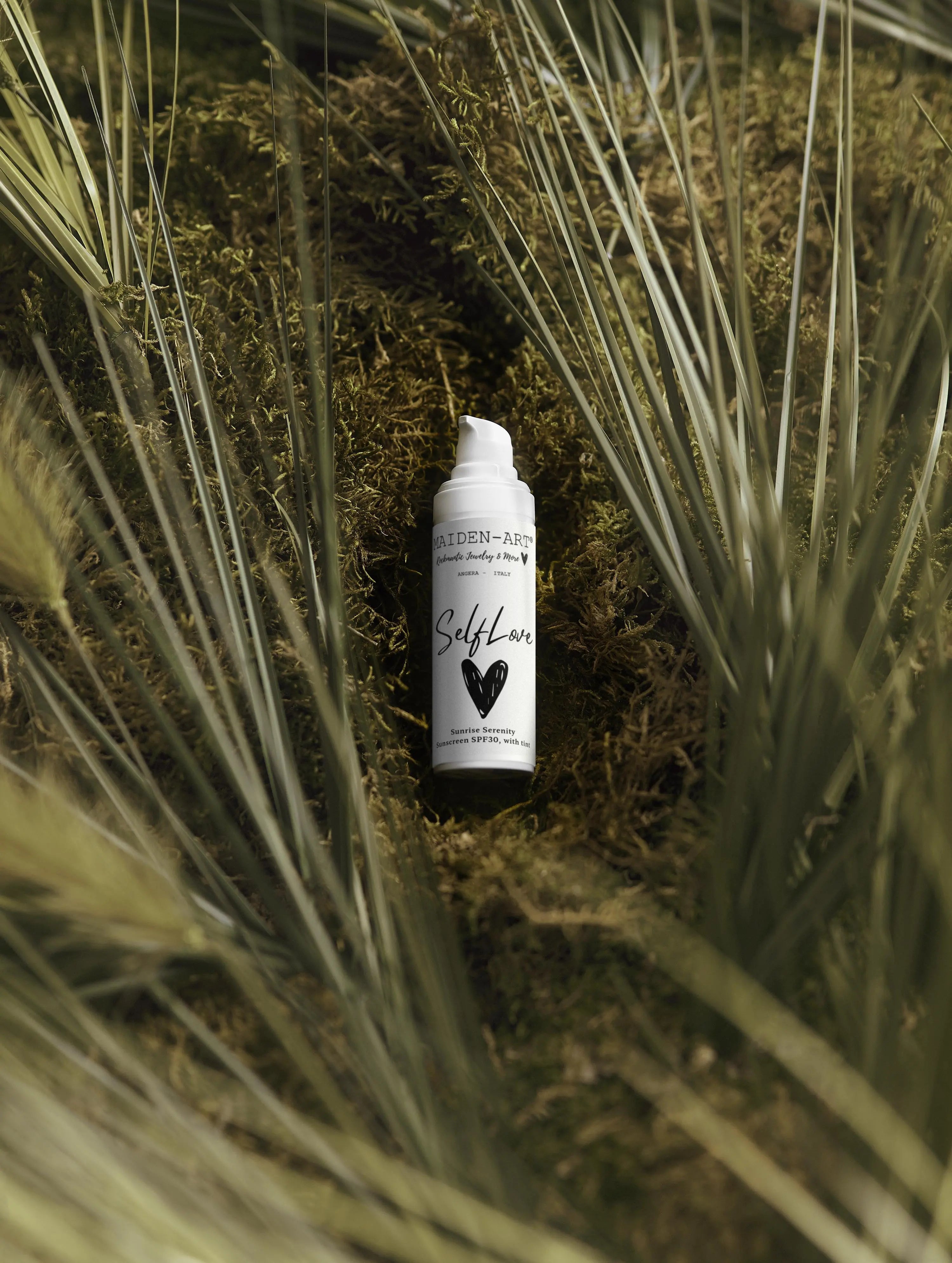 SUNISSIME Sunscreen Stick SPF50+ 10 g
